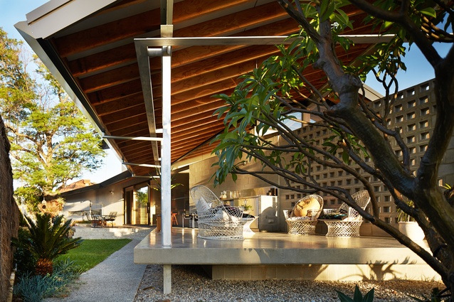 Concrete House by Fringe Architects.