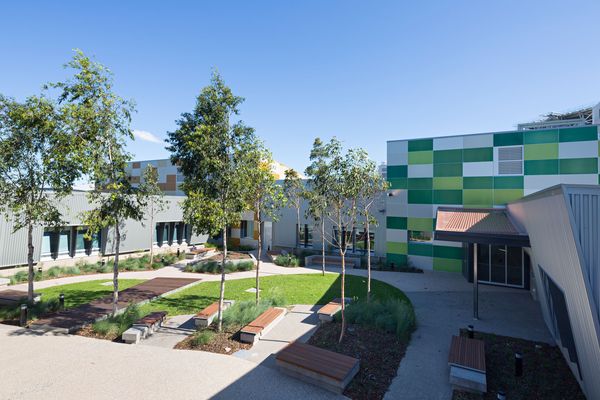 Gold Coast University Hospital Mental Health Unit by Hassell.