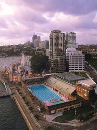 The new 25 metre pool perches above the existing North Sydney Olympic Pool taking full advantage of the fabulous site.