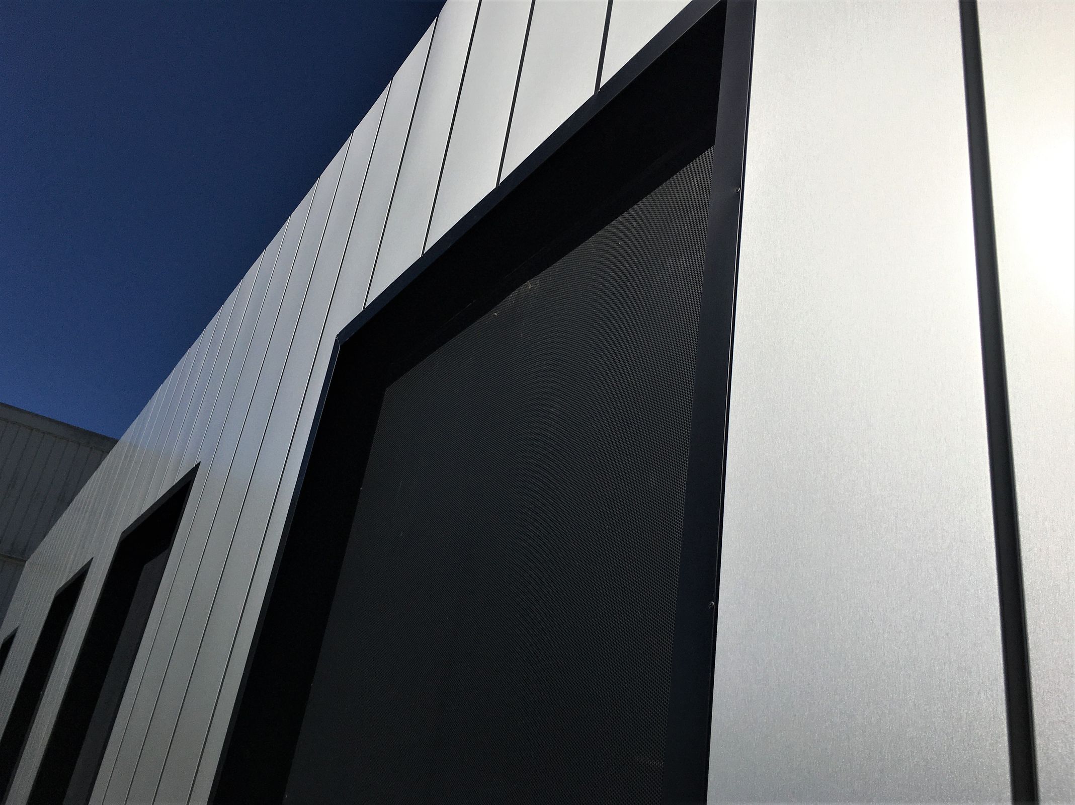 Vitraloc interlocking cladding system by Fairview | ArchitectureAu