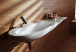 The new Ilbagno Alessi One wave-shaped washbasin by Stefano Giovannoni.