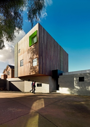 Hans House by MODO.