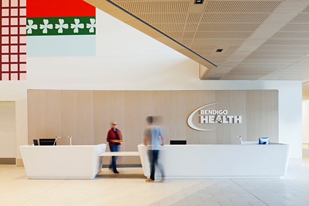 Bendigo Hospital by Silver Thomas Hanley in collaboration with Bates Smart.