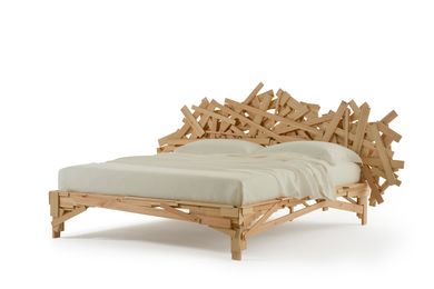 Favela bed by Fernando and Humberto Campana for Edra.