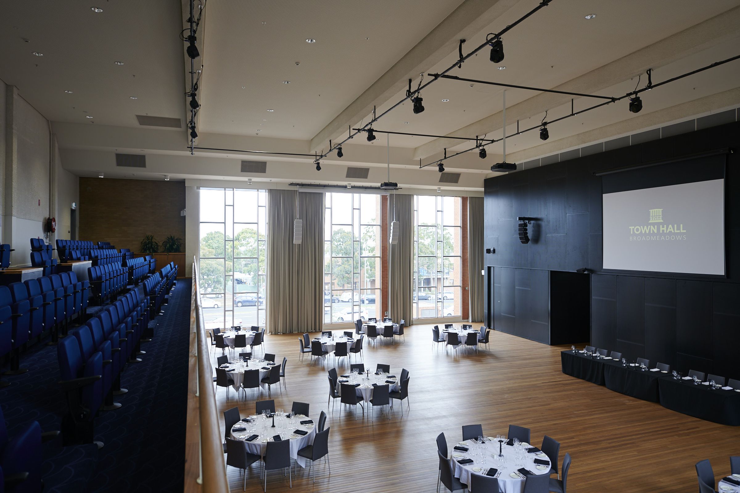 Kerstin Thompson Architects transforms suburban town hall | ArchitectureAu