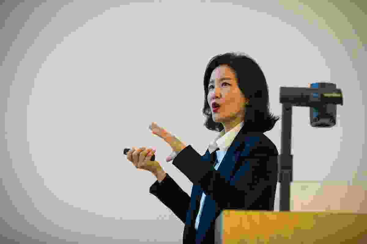 Jungyoon Kim, one of the founding directors of South Korean practice Parkkim presented a keynote lecture.