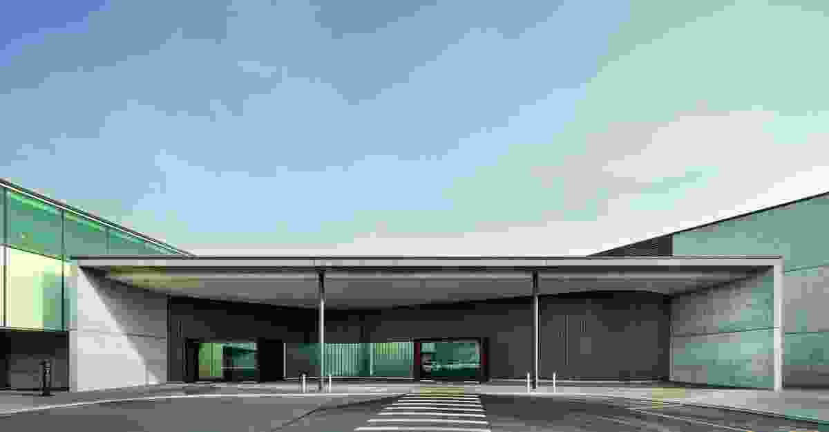 Regional Terminal at Christchurch Airport by BVN.