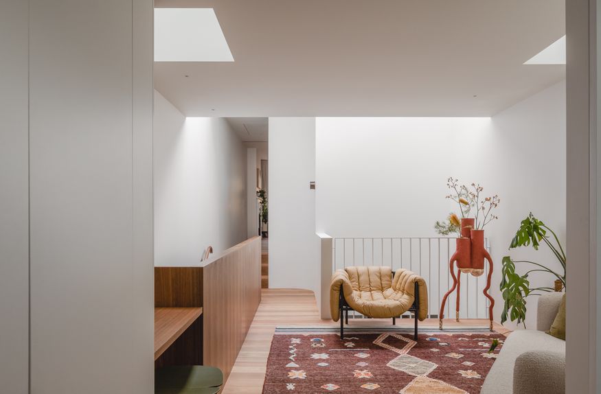 Up Down House by Brad Swartz Architects | ArchitectureAu