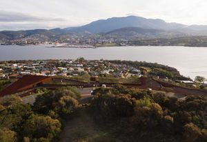 The development at Rosny Hill Recreation Area at Circa Morris-Nunn Architects.