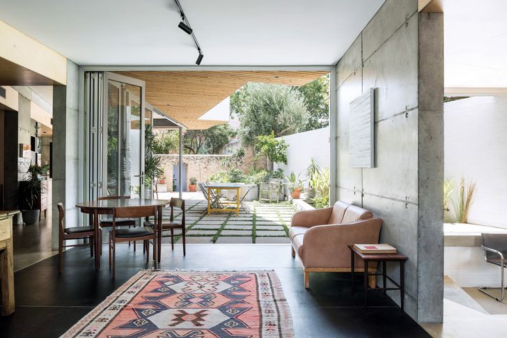 Triumph over obstacle: Silver Street House | ArchitectureAU