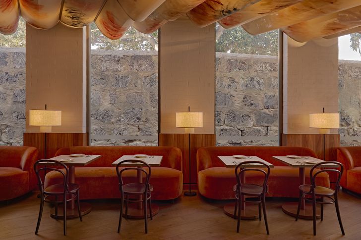 The Garde Hotel and Anglesea by Foolscap.