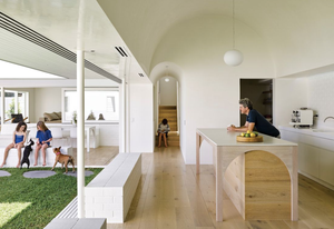 B&B Residence in Brisbane by Hogg and Lamb.
