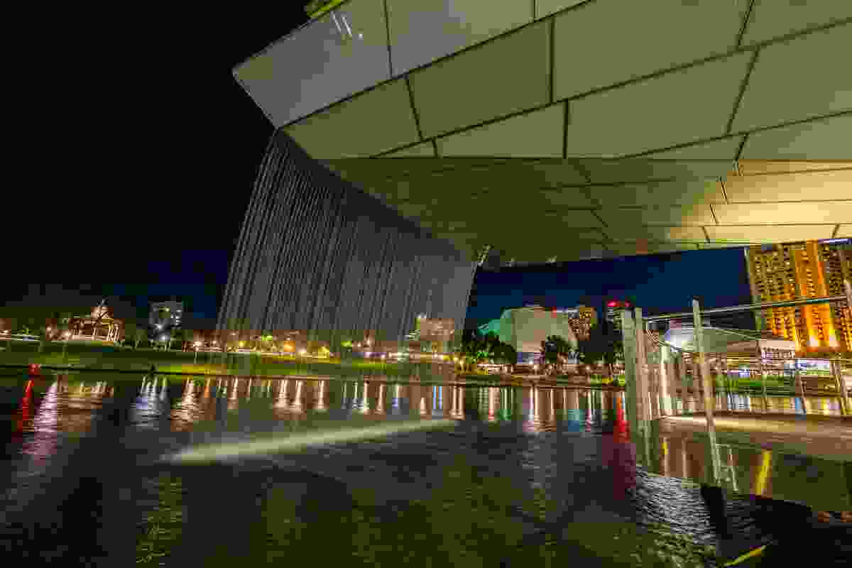 North side water feature: a curtain of water spills into the Torrens from a cantilevered section of the Bridge. 