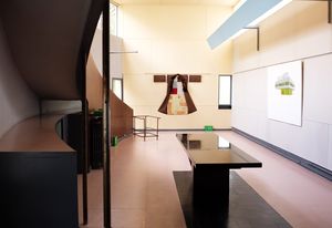 The triple height "open plan" central living area of Maison La Roche.