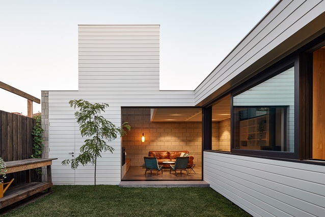 House to Catch the Sun by Make Architecture.
