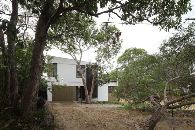 Mooloomba House by Shaun Lockyer Architects.