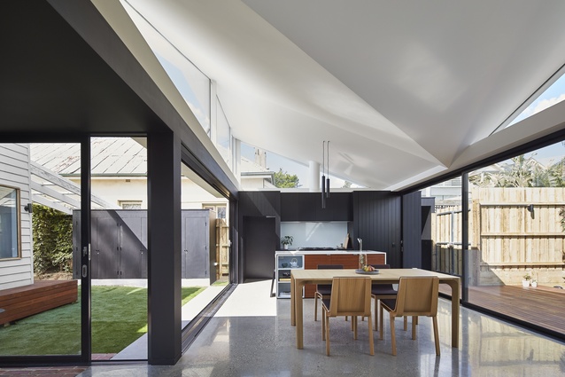 Tunnel House by MODO Architecture.