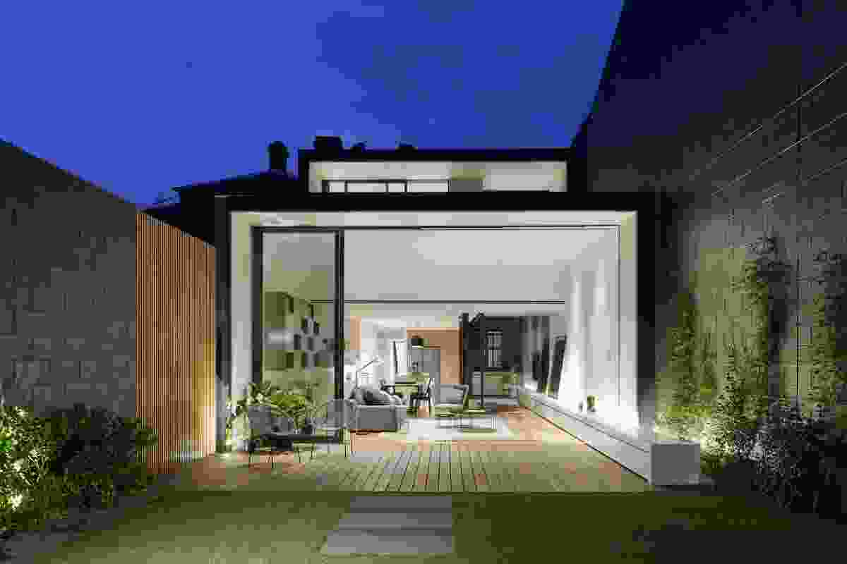 The continuous passage leads from the front door to the rear yard, which leads a new sense of vibrancy and connection. 