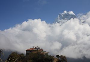 View of mighty Ama Dablam en route to Portse Tenga (3600m).