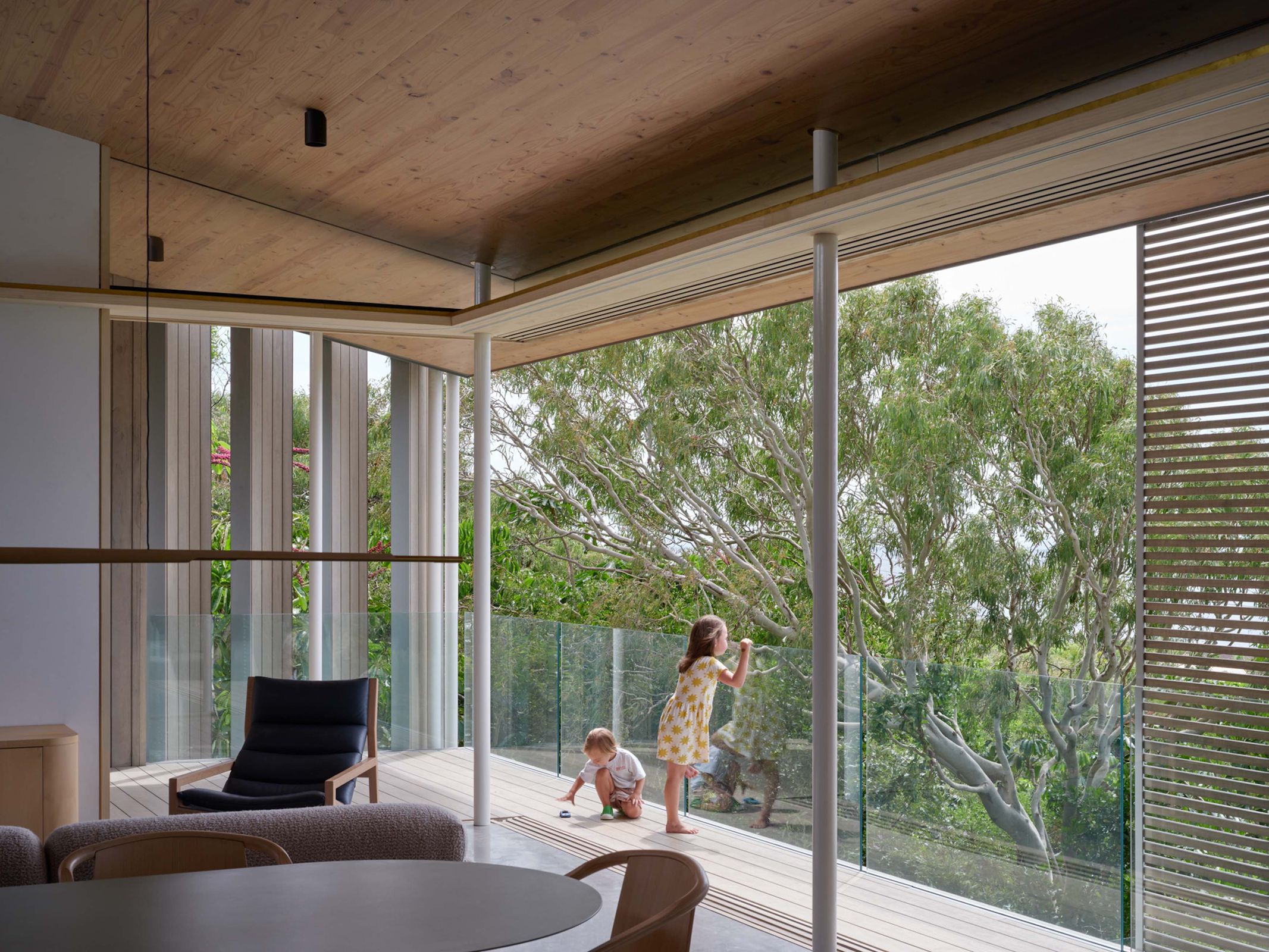Operable Screen Shading Lyrebird by Sparks Architects | ArchitectureAu