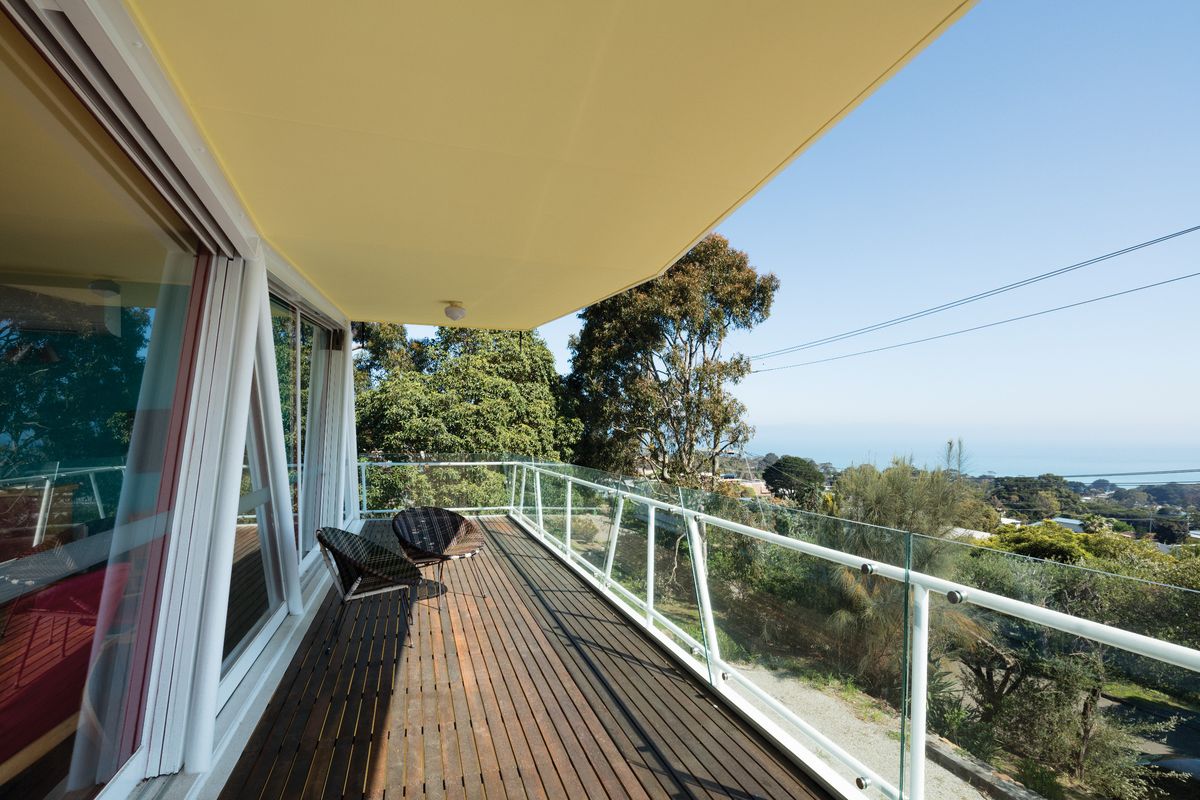 Revisited Butterfly House by Chancellor & Patrick ArchitectureAu