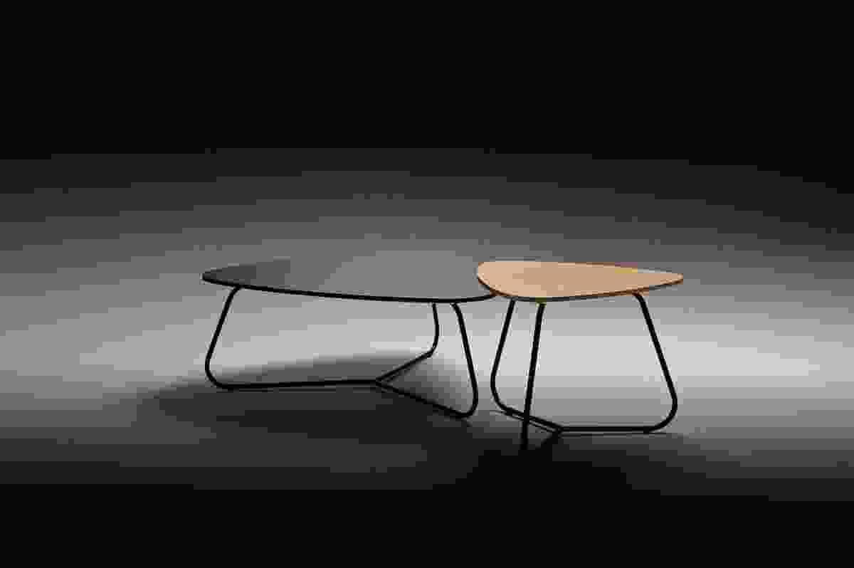 The Emily coffee table and Lilla side table can be overlapped, allowing an interplay between forms.
