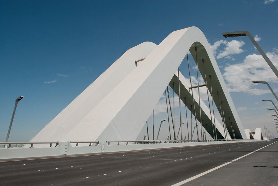 The Sheikh Zayed bridge was inspired by the shape of sand dunes.
