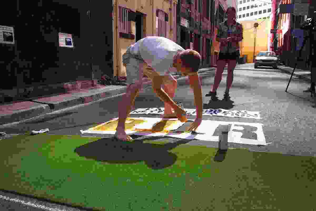 A melbourne laneway is transformed during a two-hour community prototyping workshop.