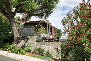 The modernist house relies on the landscape and streets as an extension of the home.