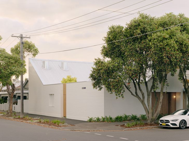 Courtyard House by Clare Cousins Architects.