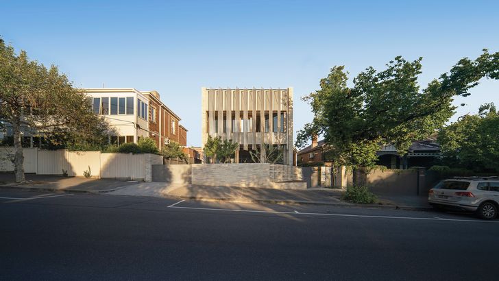 The articulated solar screens to the western facade give a deft nod to the annex on the neighbouring home, comfortably settling the house into the streetscape.