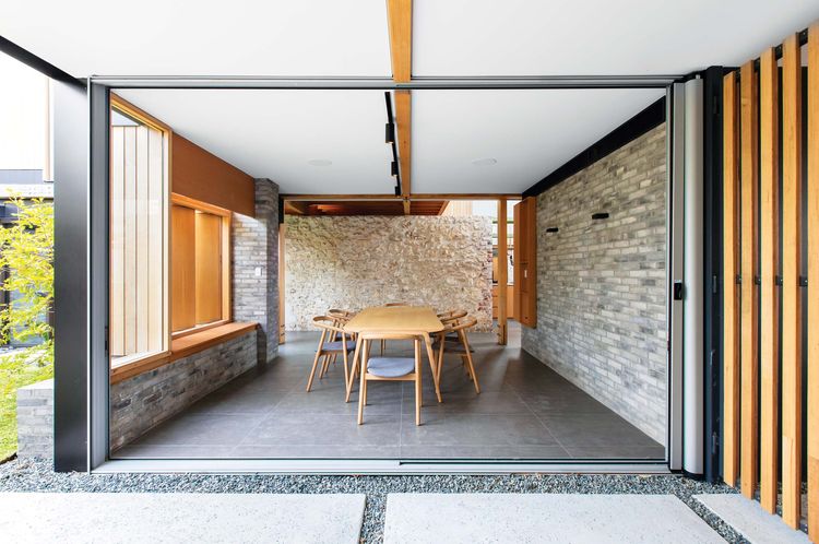 Positioning the past: Orient St House | ArchitectureAu