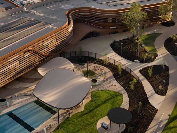 Adelaide Aquatic Centre – JPE Design Studio in collaboration with Warren and Mahoney and Karl Winda Telfer