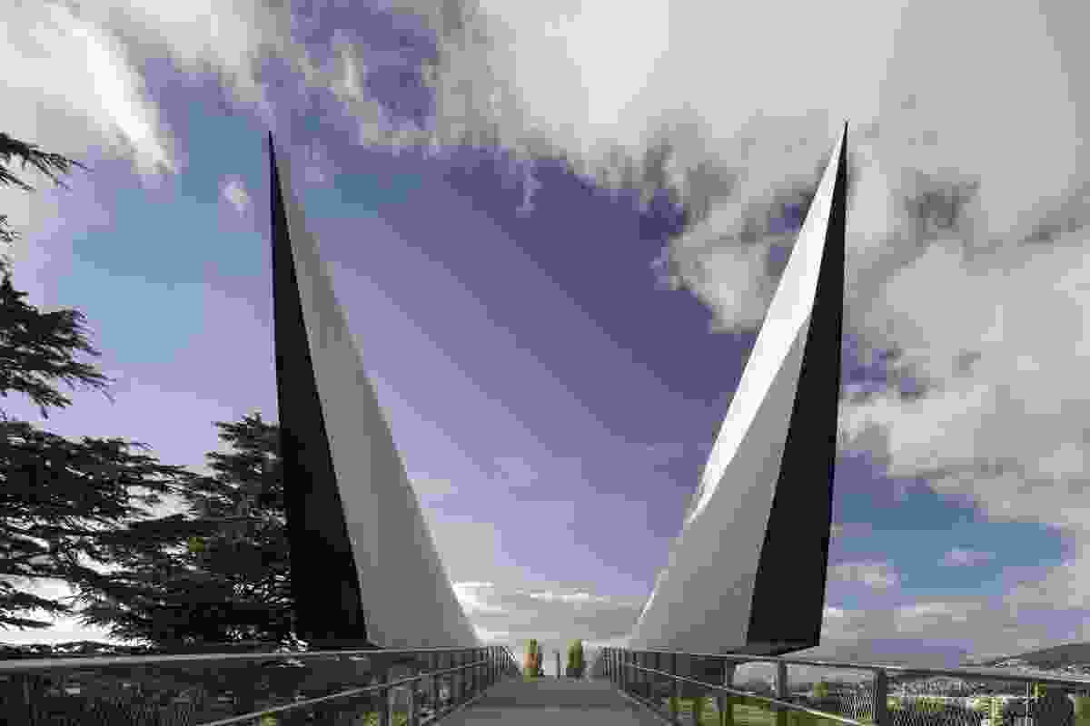 Bridge of Remembrance by Denton Corker Marshall.