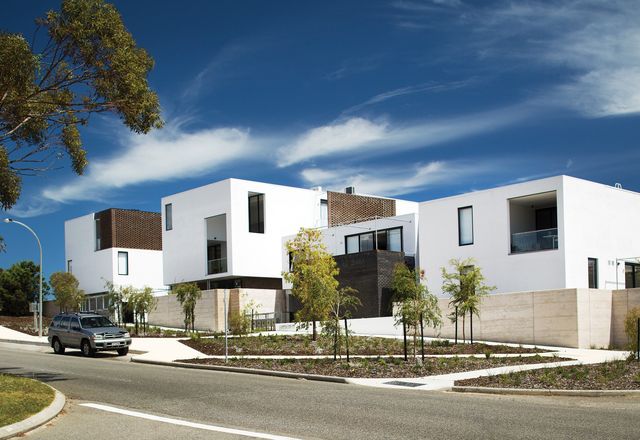 Located on former industrial land in Fremantle, Knutsford cascades toward the industrial precinct, abutting low-rise worker’s cottages and a limestone quarry.