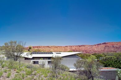 The Desert House opens to the west, where it confronts the surreal scale of the West MacDonnell Ranges.