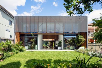 Courted House by Breakspear Architects.