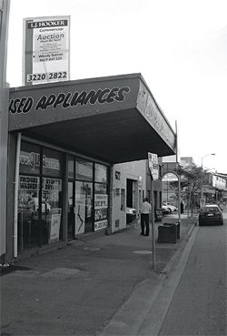 The shopfront as it appeared in 2008, prior to restoration. Photograph
RA Photo.