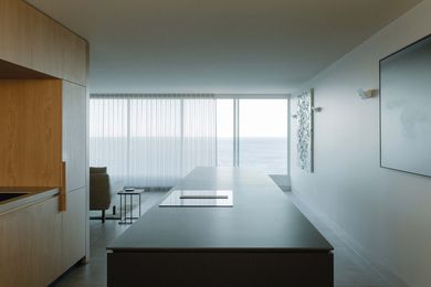 The renovation intensifies the immediacy of a dramatic ocean view.