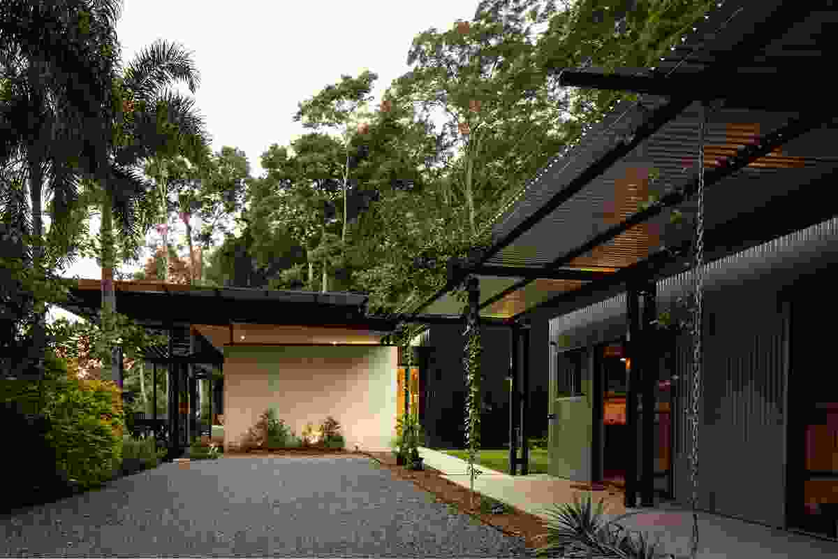 Colorbond Award for Steel Architecture:
Ridgewood house by Robinson Architects.