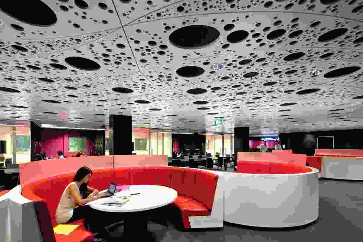 The practice delved into the university sector with its design for Brownless Biomedical Library (2010).