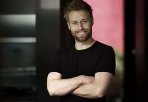 Simon Cookes.