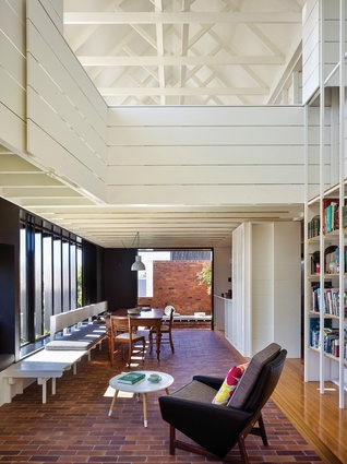 Double Courtyard House (Qld) by Vokes and Peters (while at Owen and Vokes and Peters).