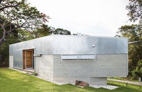 Keperra House by A–CH (Atelier Chen Hung).