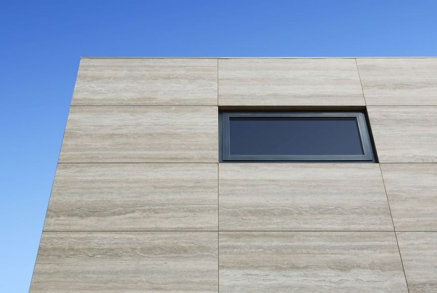 Maximum Travertino external cladding was used for this project by Tim Roberts Design.