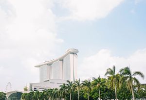 Marina Bay Sands by Safdie Architects.