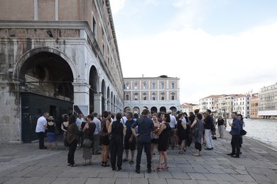 Bar Naranzaria near Rialto Bridge, the Austral Bricks Bar. Venice, 26 August.