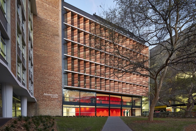 UNSW, School of Mechanical and Manufacturing Engineering by Bates Smart.