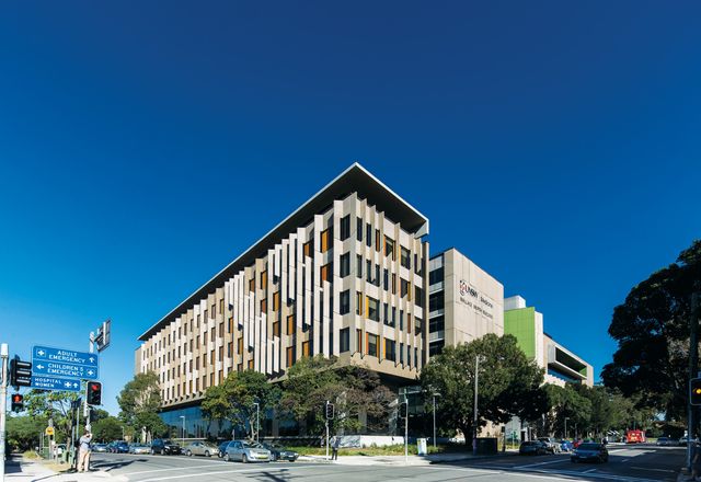 Wallace Wurth and the adjacent Lowy Cancer Research Centre command the north-eastern edge of the UNSW campus.