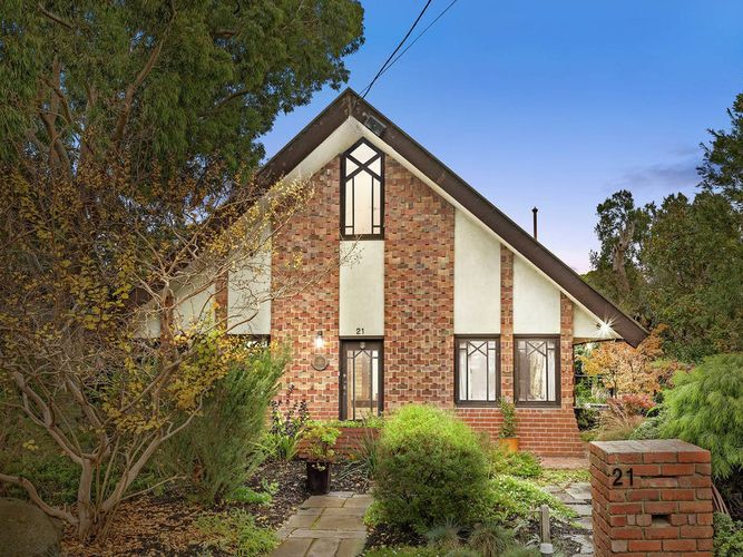 Historic Lippincott House listed for sale ArchitectureAu